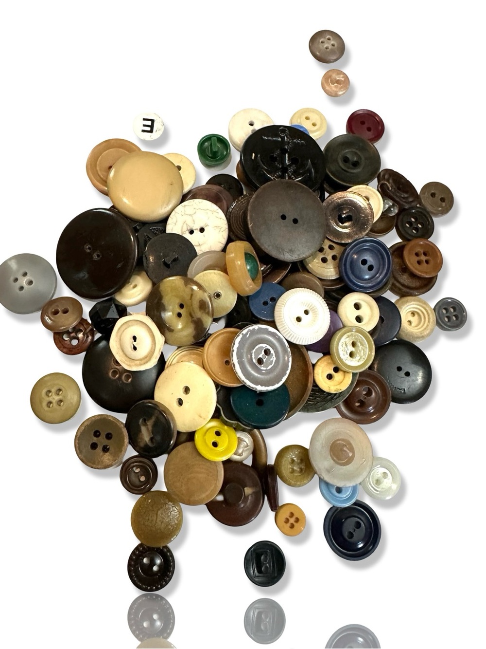 3.90 Ounces Mixed Vintage Button Lot in Neutral & Earth Tones